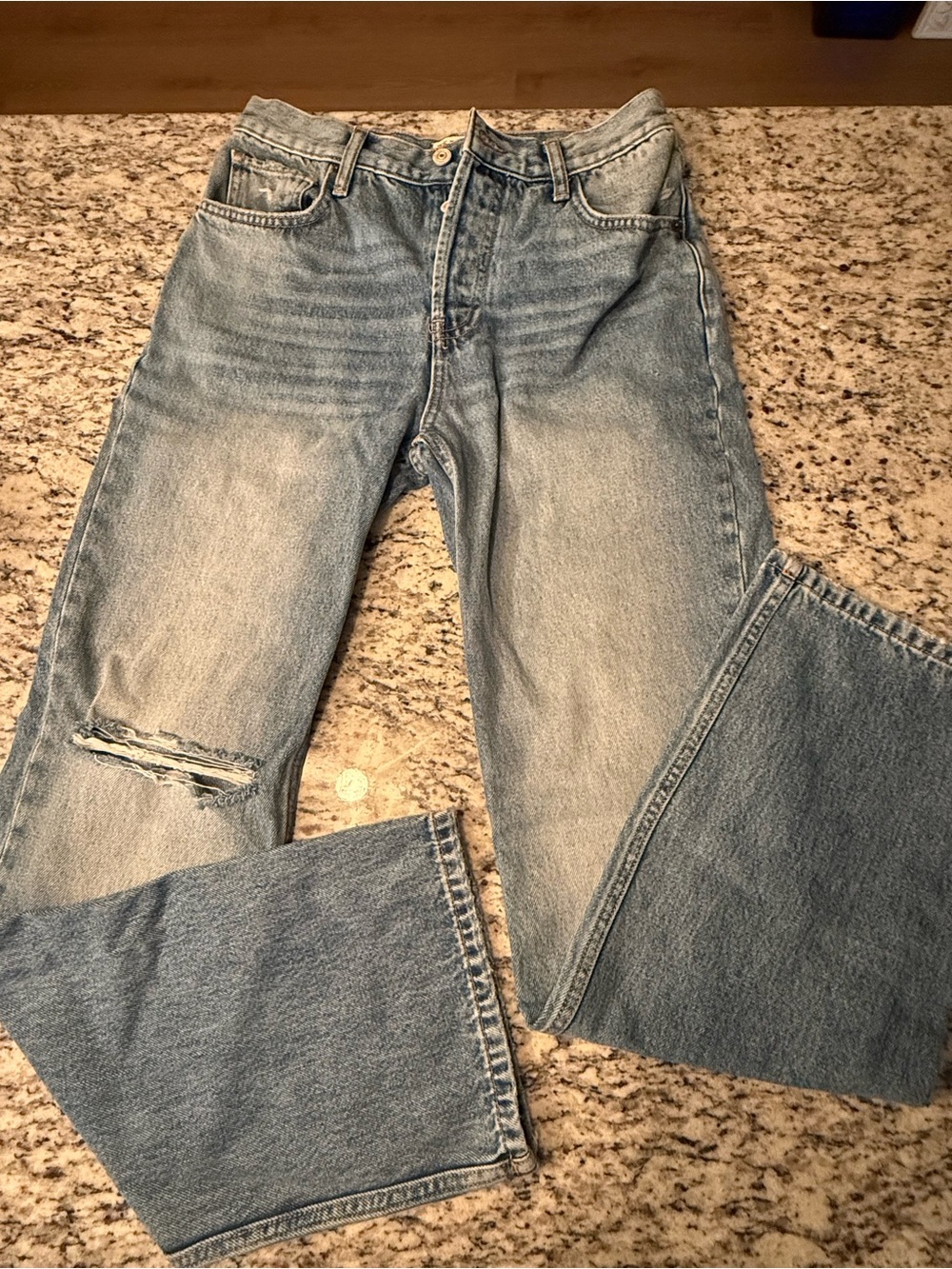 We The Free Light Blue Straight Leg Jeans with Knee Rip